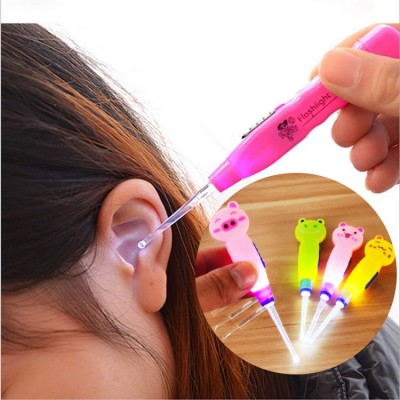 Portable Cute Bear Cartoon LED Light Ear Cleaner Set Flashlight Earpick Ear Wax Removal Tool extra battery